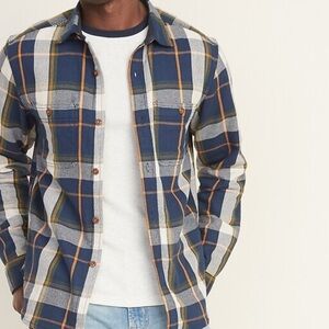 3/$10 Old Navy Cream Navy and Olive Plaid Men's Shirt